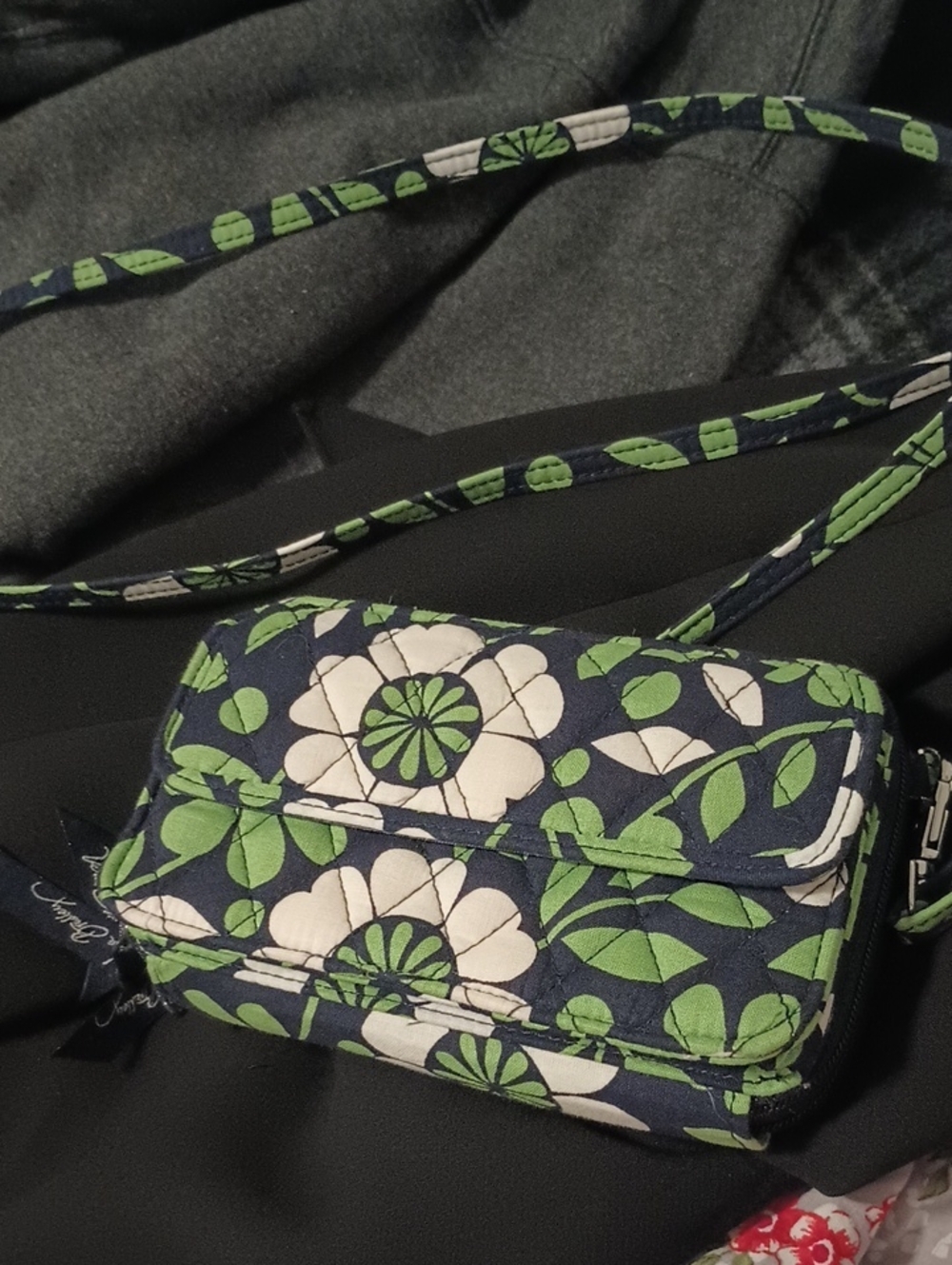Vera Bradley RFID all in one iconic Rose black white floral crossbody wallet bag